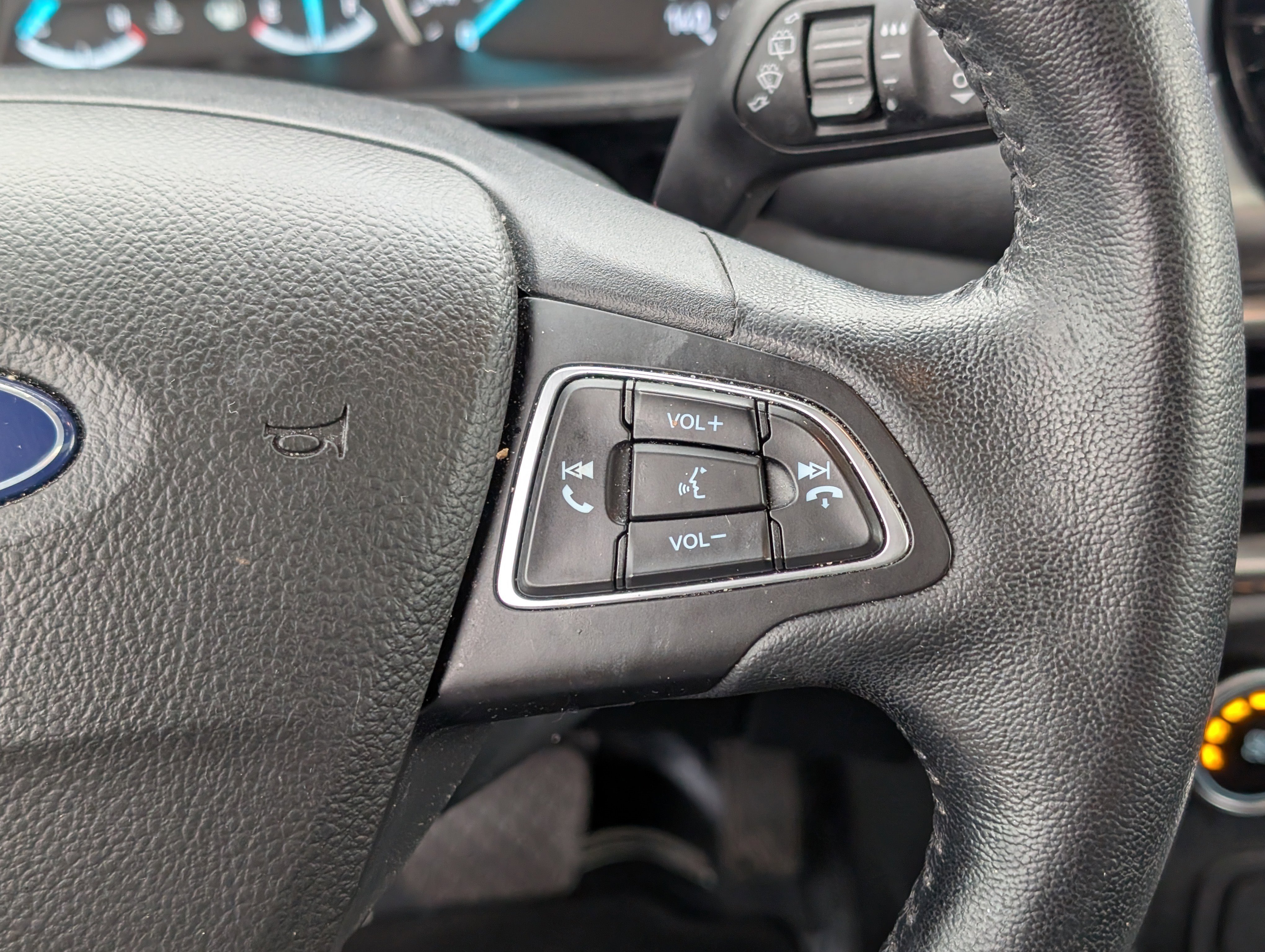 Certified 2020 Ford EcoSport SE image 21