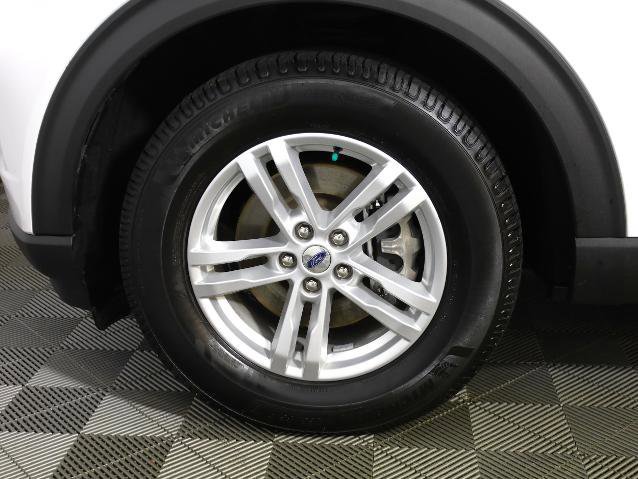 Certified 2021 Ford Explorer XLT w/ Equipment Group 202A image 25