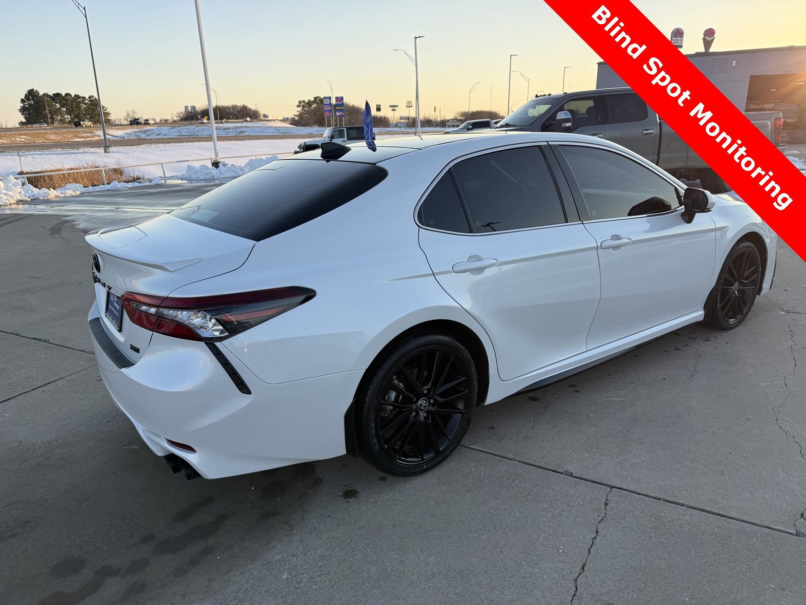 Used 2023 Toyota Camry XSE image 6