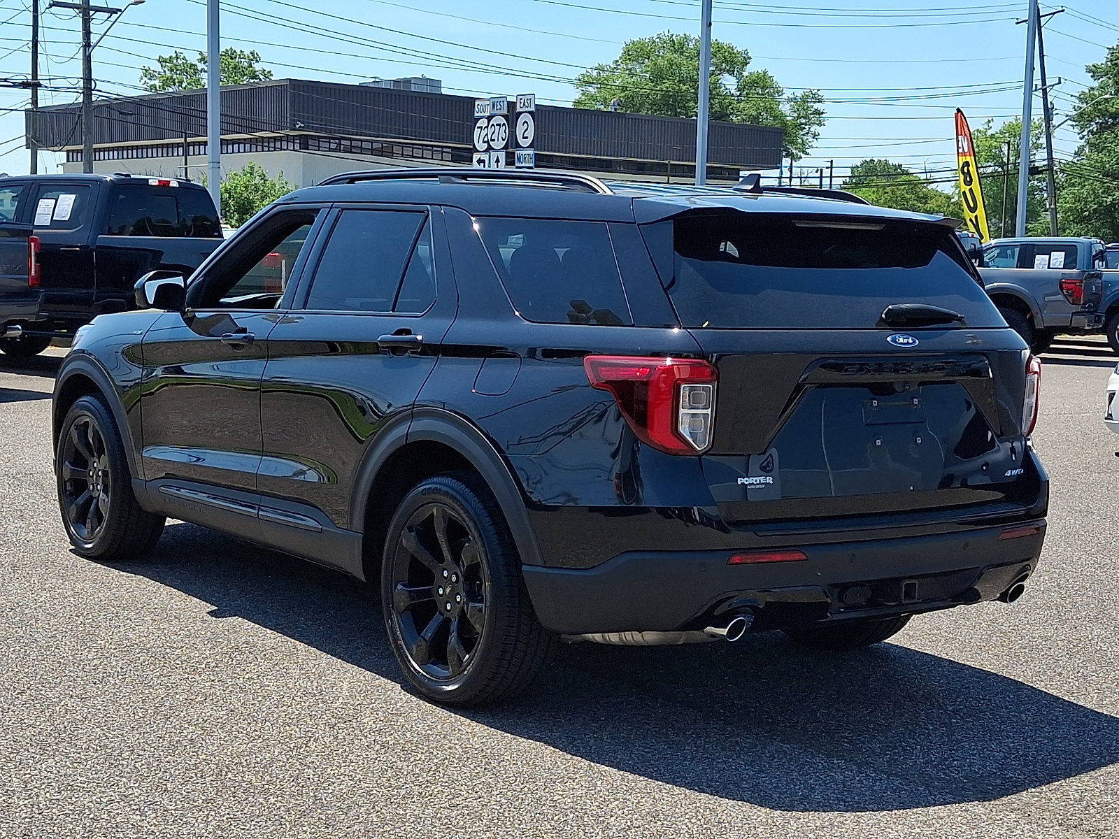 Certified 2022 Ford Explorer ST-Line w/ Class IV Trailer Tow Package AWD/4WD image 5