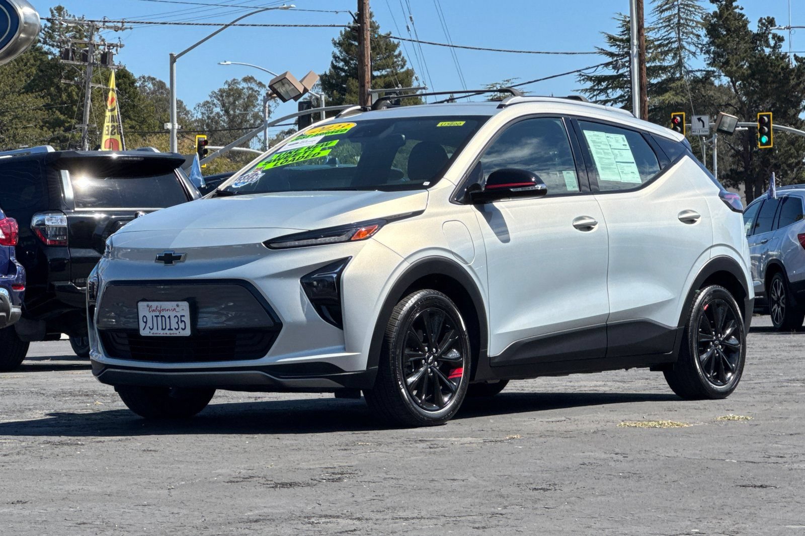 Used 2023 Chevrolet Bolt EUV LT w/ Convenience Package FWD image 31