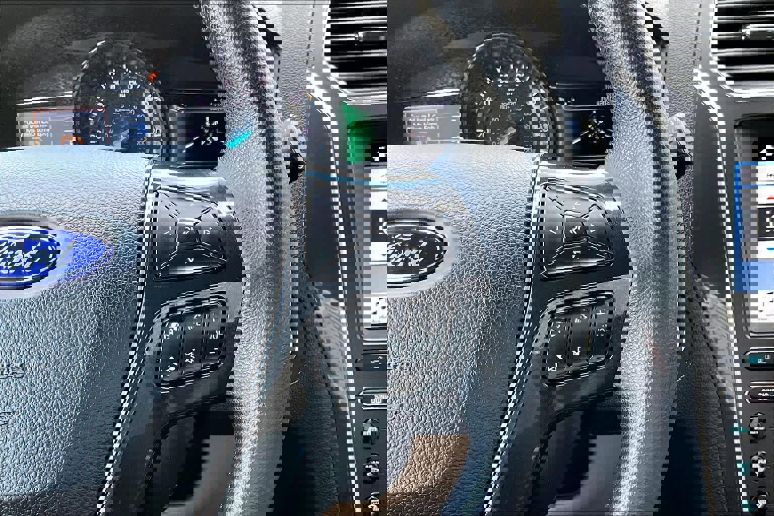 Certified 2017 Ford Explorer Limited image 25