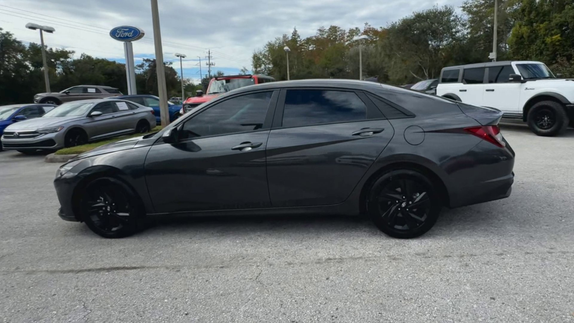 Used 2021 Hyundai Elantra SEL w/ Convenience Package image 18