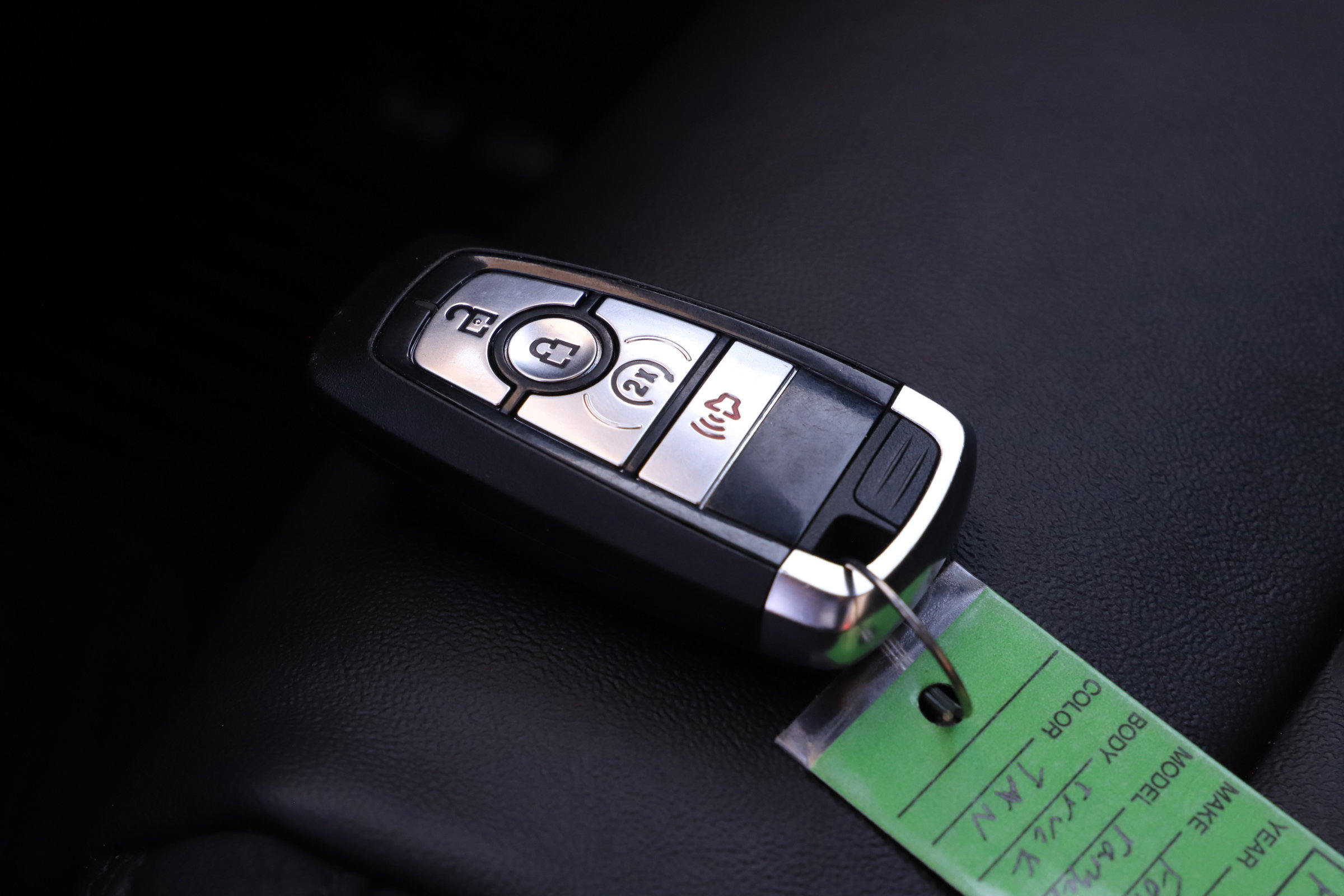 Certified 2025 Ford Ranger Lariat w/ Black Appearance Package image 37