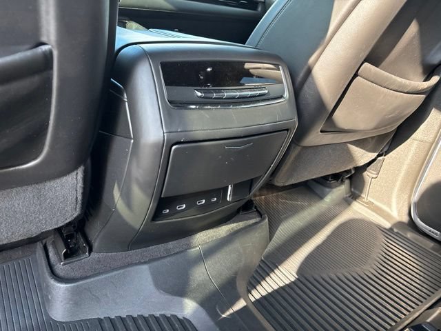 Used 2022 Cadillac Escalade Sport Platinum AWD/4WD image 35
