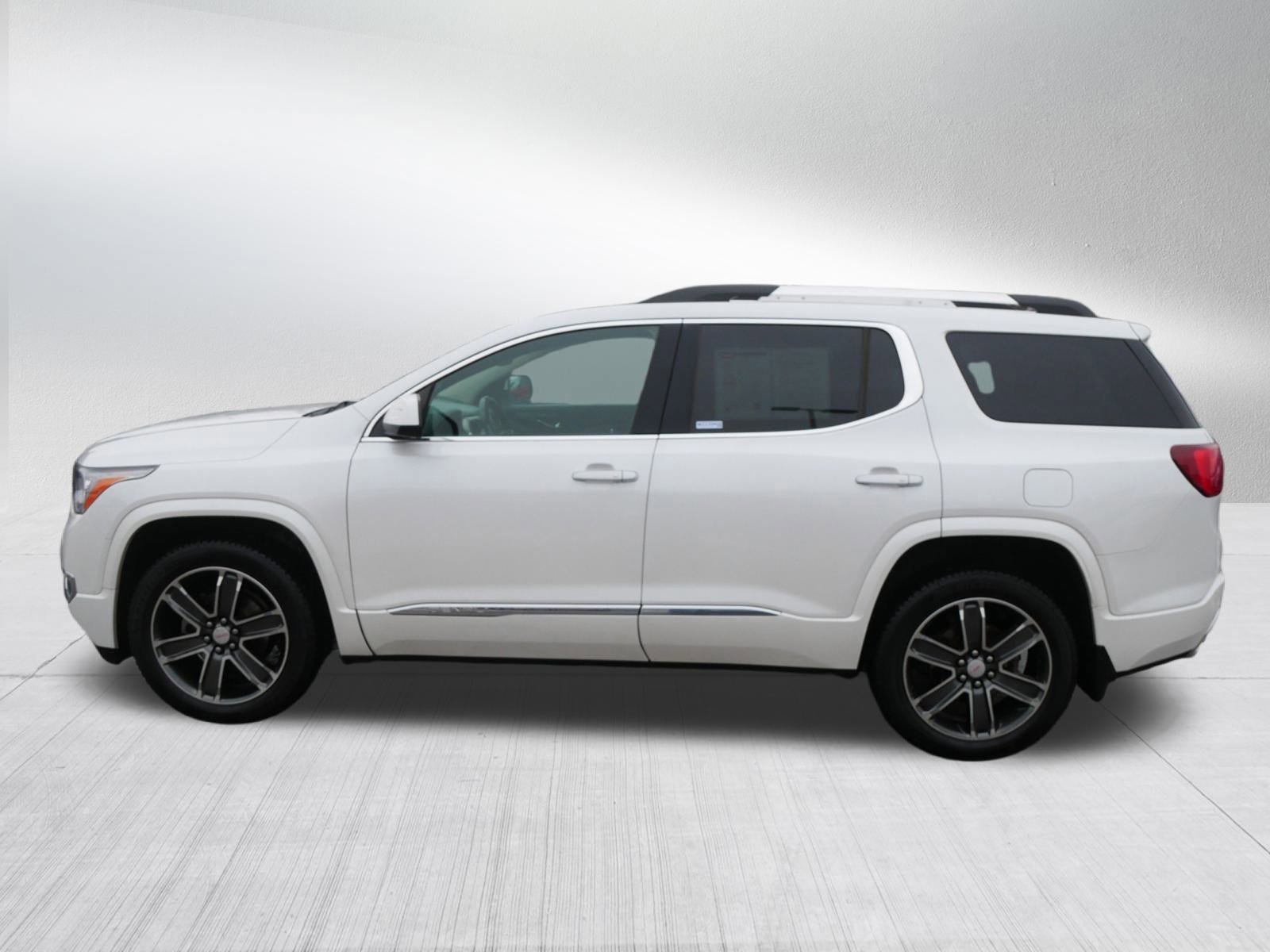 Used 2018 GMC Acadia Denali w/ Technology Package video 2