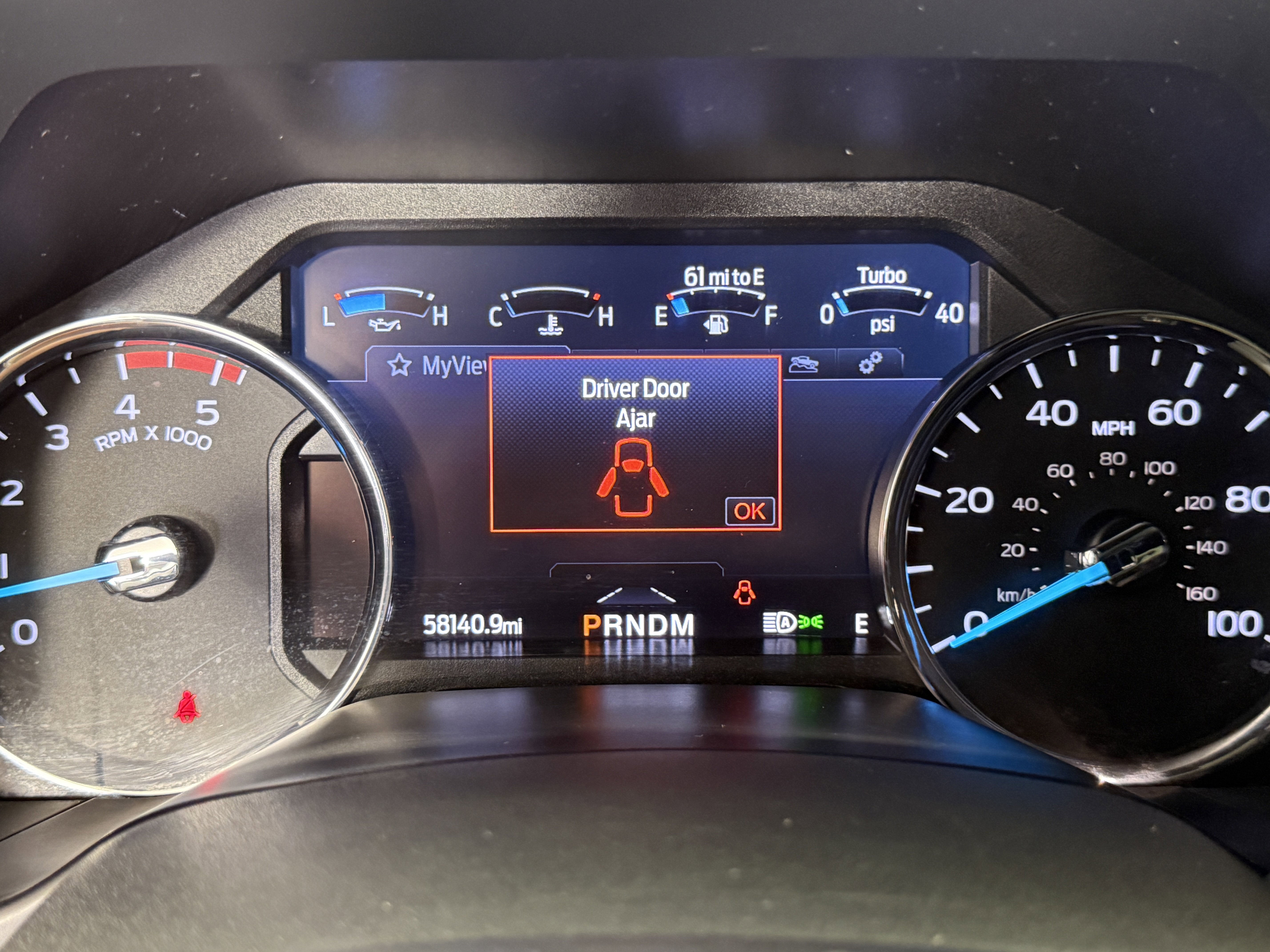 Certified 2020 Ford F250 Platinum w/ FX4 Off-Road Package image 31