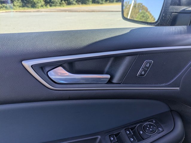 Certified 2022 Ford Edge SEL w/ Sport Appearance Package image 13