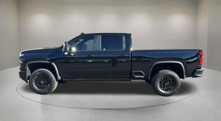 Used 2026 Chevrolet Silverado 2500 ZR2 w/ LPO, Dark Essentials Package image 5