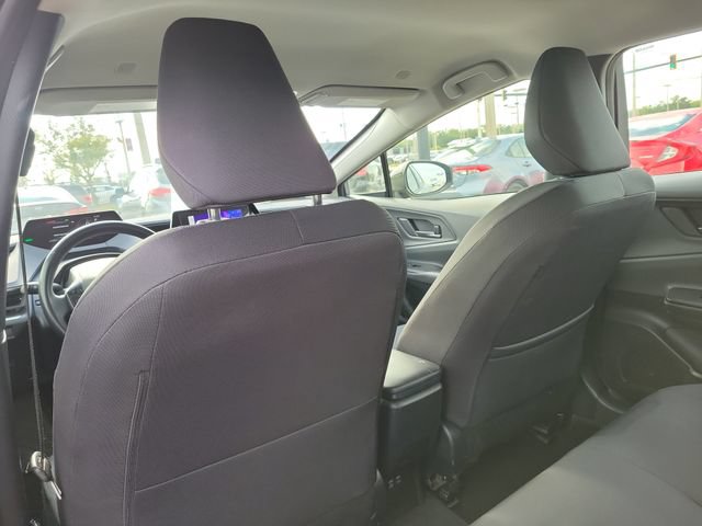 Used 2024 Toyota Prius LE FWD image 11