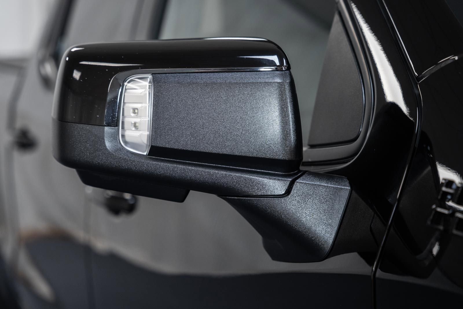 Used 2026 Chevrolet Silverado 1500 High Country w/ Midnight Edition image 23