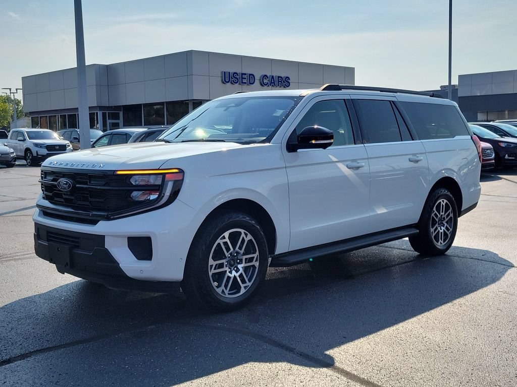 Certified 2025 Ford Expedition Max Active AWD/4WD image 8