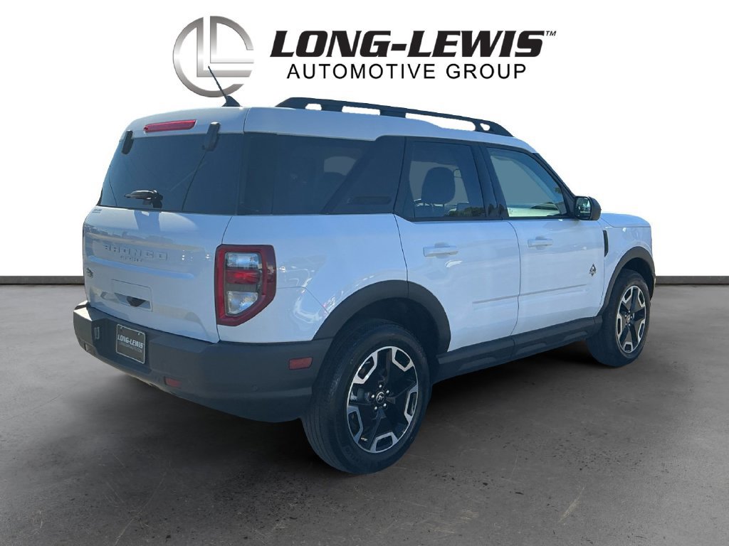 Certified 2023 Ford Bronco Sport Outer Banks w/ Tech Package AWD/4WD image 7