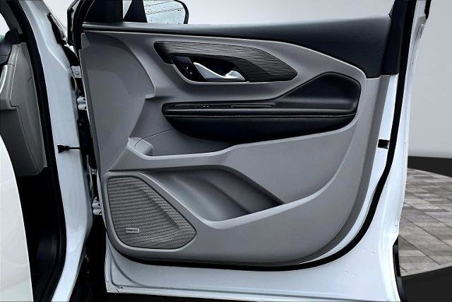 Used 2022 GMC Terrain SLT w/ Infotainment Package II image 27