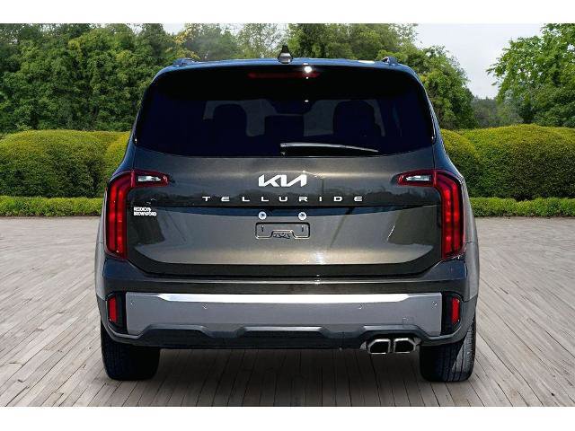 Used 2025 Kia Telluride S image 2