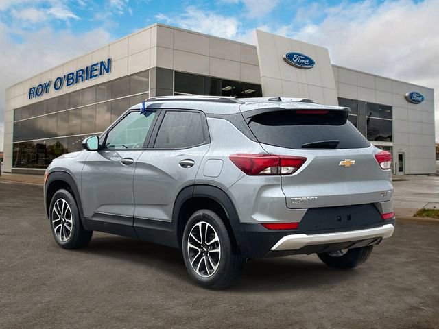 Used 2026 Chevrolet TrailBlazer LT w/ Convenience Package image 3