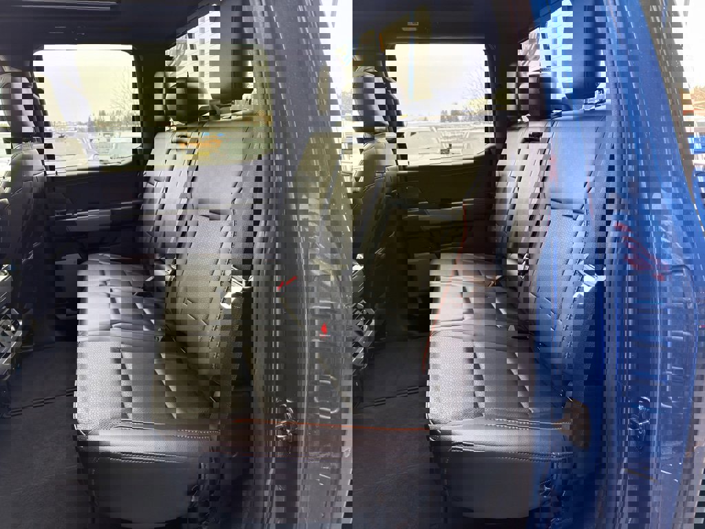 Certified 2025 Ford F150 Lariat w/ FX4 Off-Road Package image 37