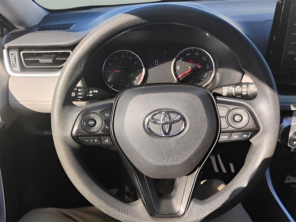 Used 2019 Toyota RAV4 XLE image 23