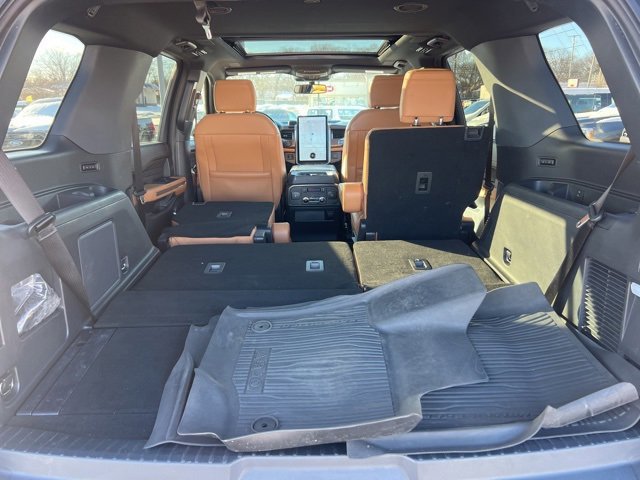 Certified 2022 Ford Expedition Platinum image 27