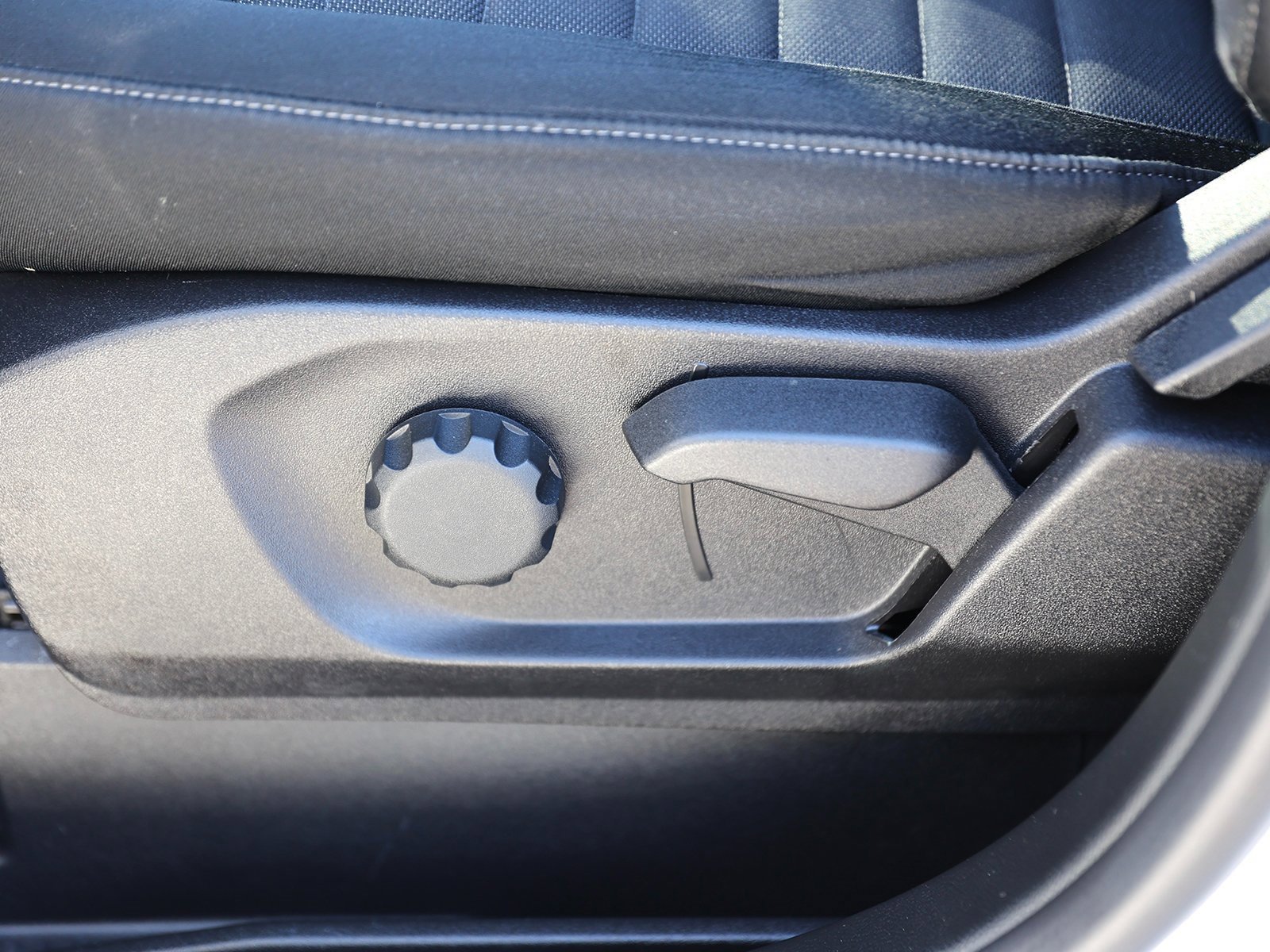 Certified 2023 Ford Edge SE w/ Black Appearance Package image 17