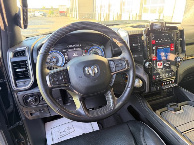 Used 2020 RAM 1500 Limited w/ Black Appearance Package AWD/4WD image 9