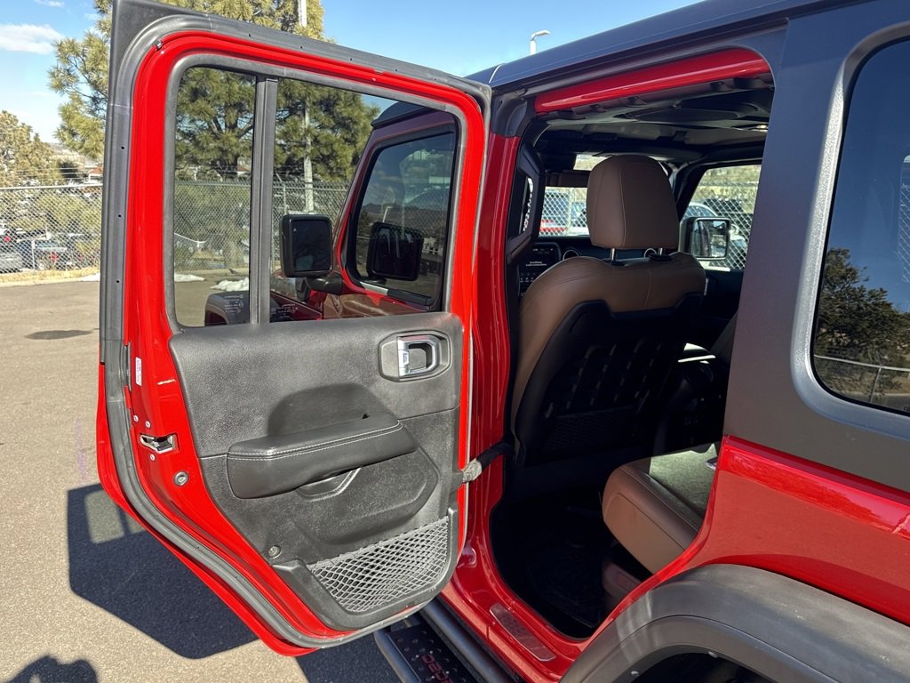 Used 2021 Jeep Wrangler Unlimited Rubicon 4xe w/ Dual Top Group image 18