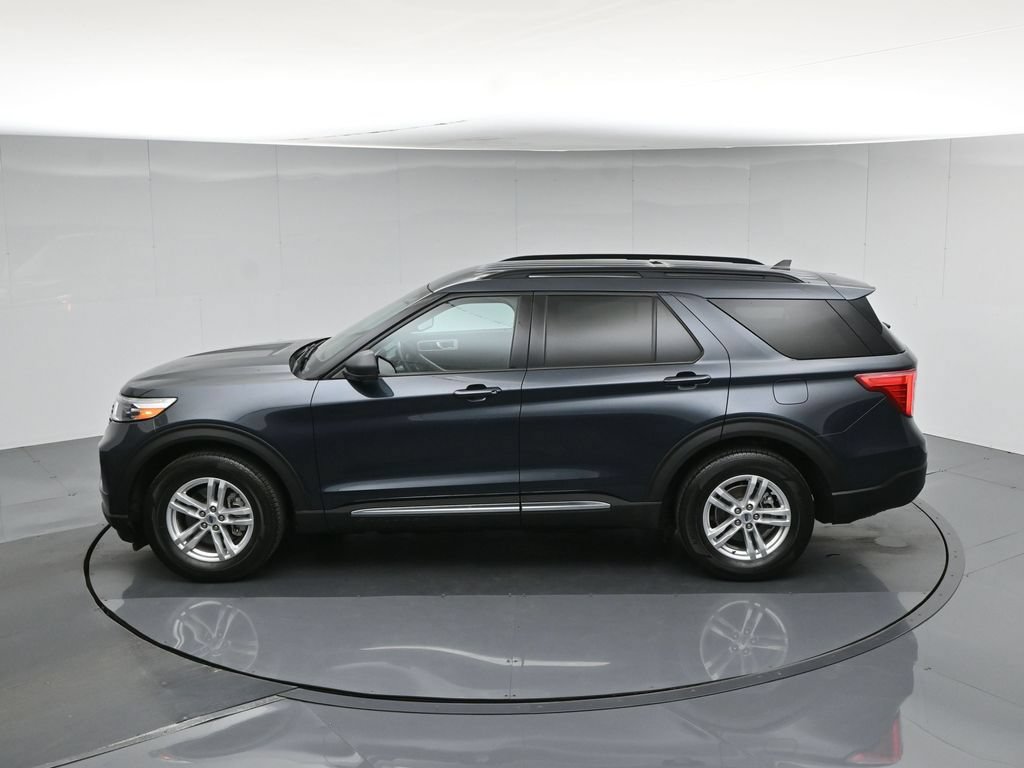 Certified 2023 Ford Explorer XLT RWD image 40