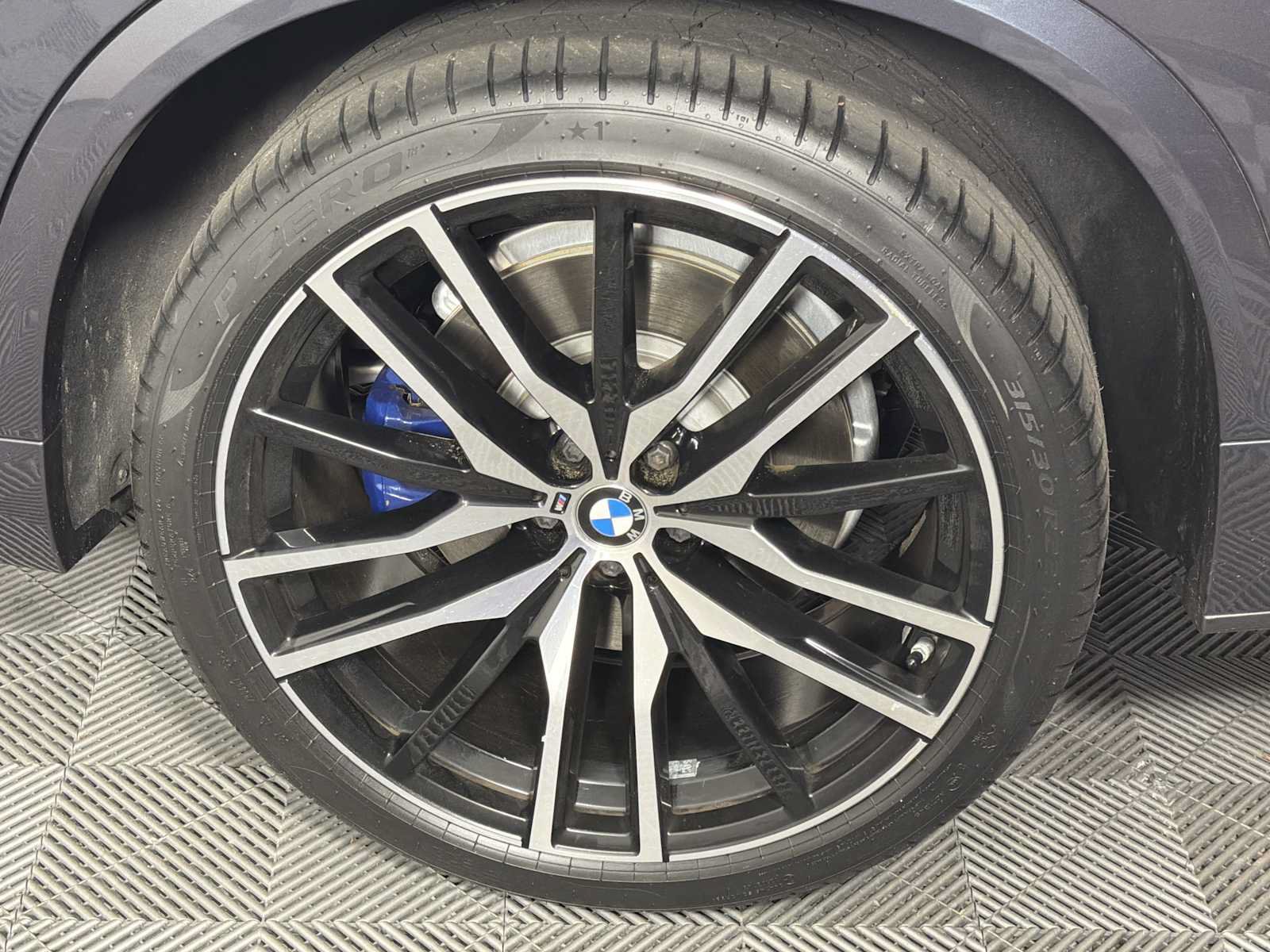 Used 2021 BMW X5 M50i w/ Premium Package AWD/4WD image 23