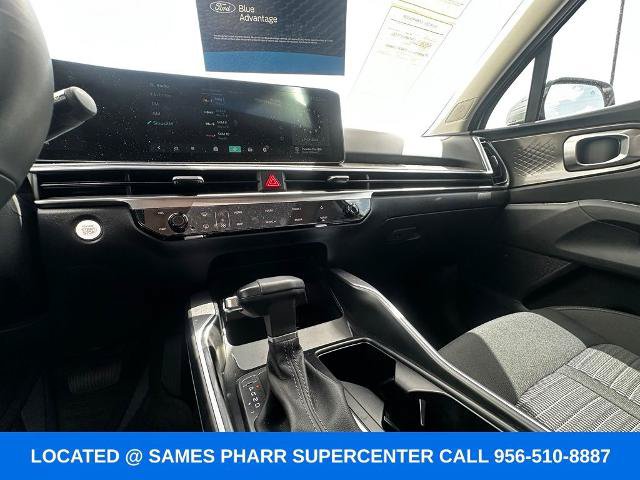 Used 2026 Kia Sorento LX FWD image 11