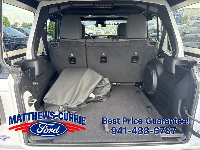 Used 2024 Jeep Wrangler Unlimited Sport AWD/4WD image 13