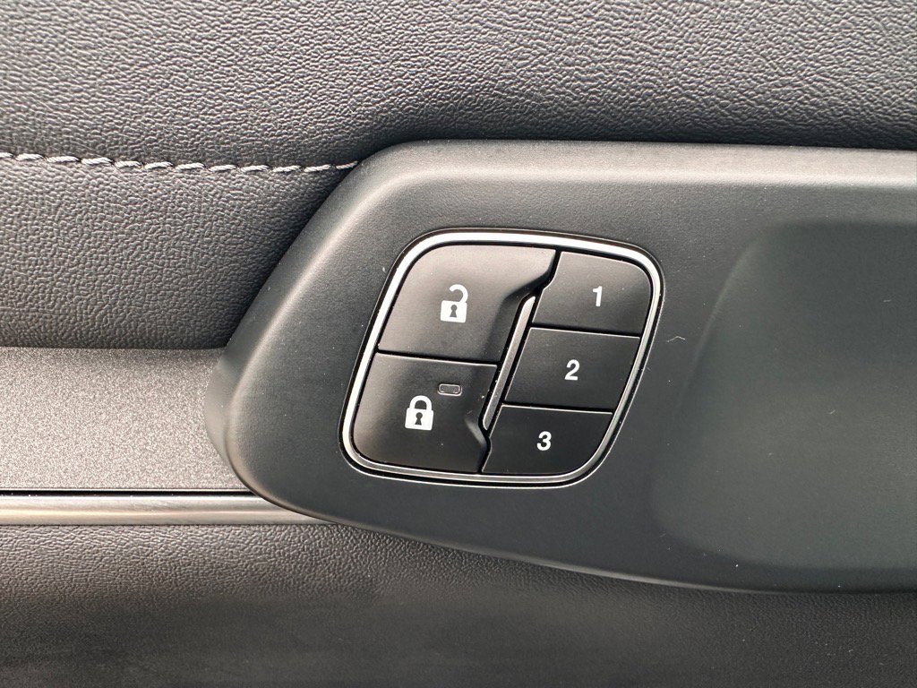 Certified 2024 Ford Ranger Lariat w/ FX4 Off-Road Package image 15