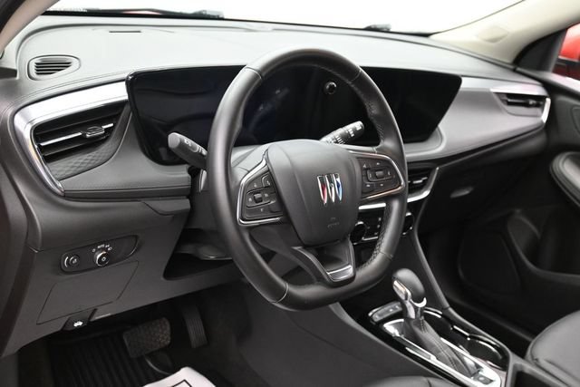 Used 2024 Buick Encore GX Sport Touring FWD image 17