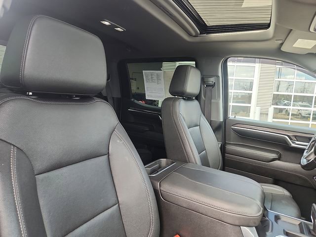 Used 2023 Chevrolet Silverado 1500 LTZ image 32
