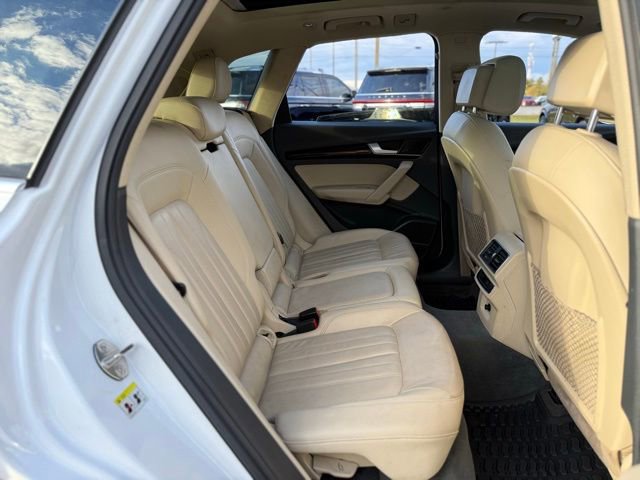 Used 2018 Audi Q5 2.0T Premium Plus w/ Premium Plus Package image 36