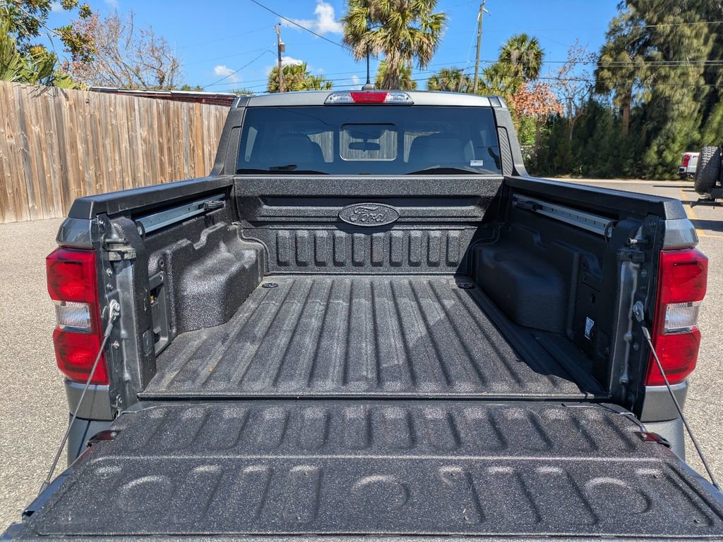 Certified 2024 Ford Maverick Lariat w/ Black Appearance Package image 13