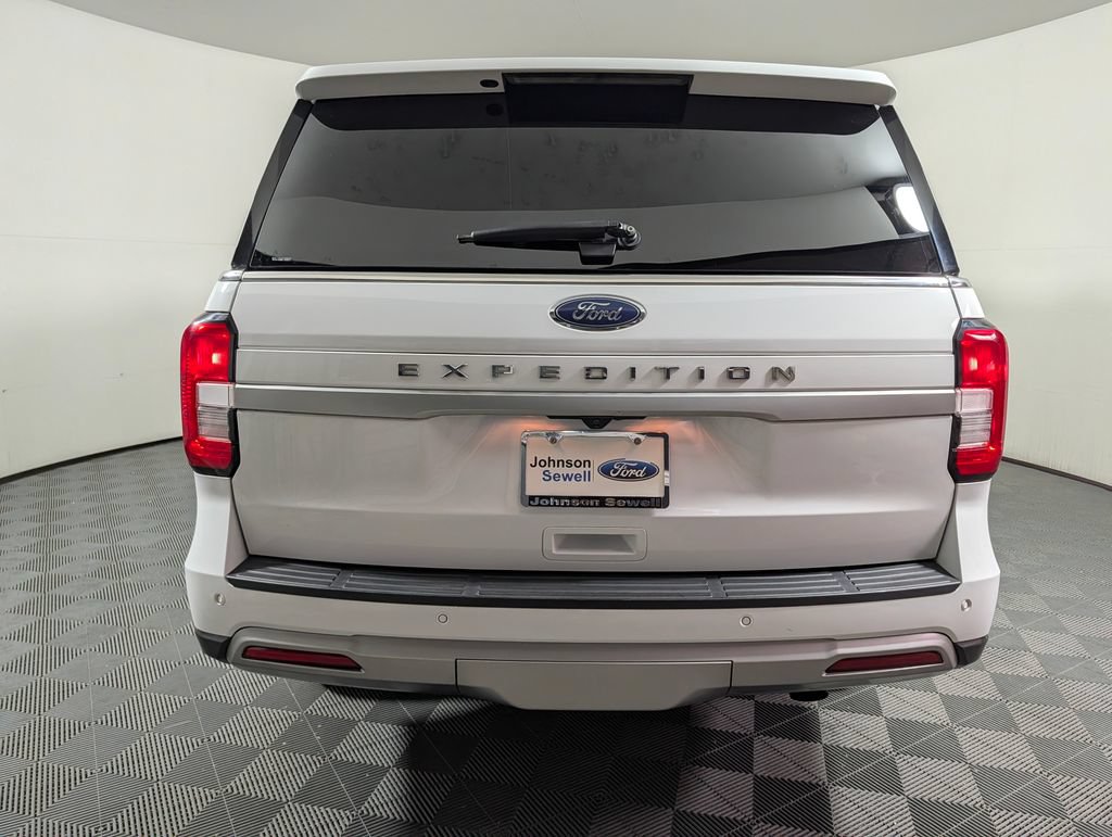 Certified 2023 Ford Expedition XLT AWD/4WD image 6