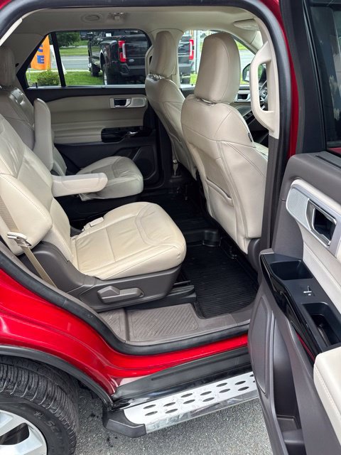 Certified 2021 Ford Explorer Platinum w/ Equipment Group 601A AWD/4WD image 20
