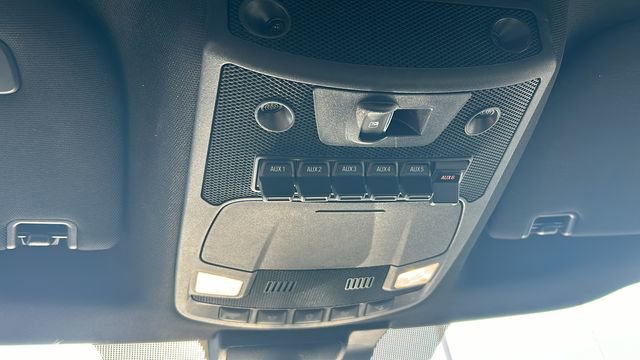 Certified 2022 Ford F250 Lariat w/ Tremor Off-Road Package image 22