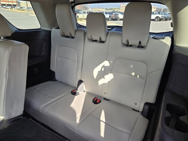 Used 2023 Nissan Pathfinder SL image 13