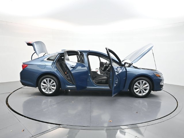 Used 2025 Chevrolet Malibu LT FWD image 50