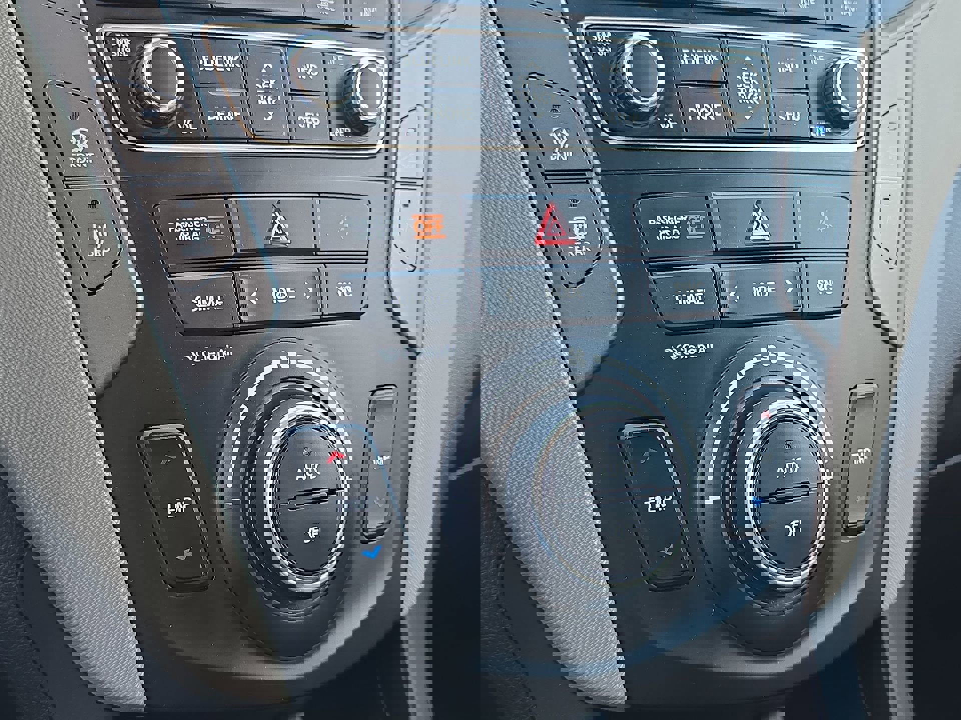 Used 2018 Hyundai Santa Fe Sport image 20