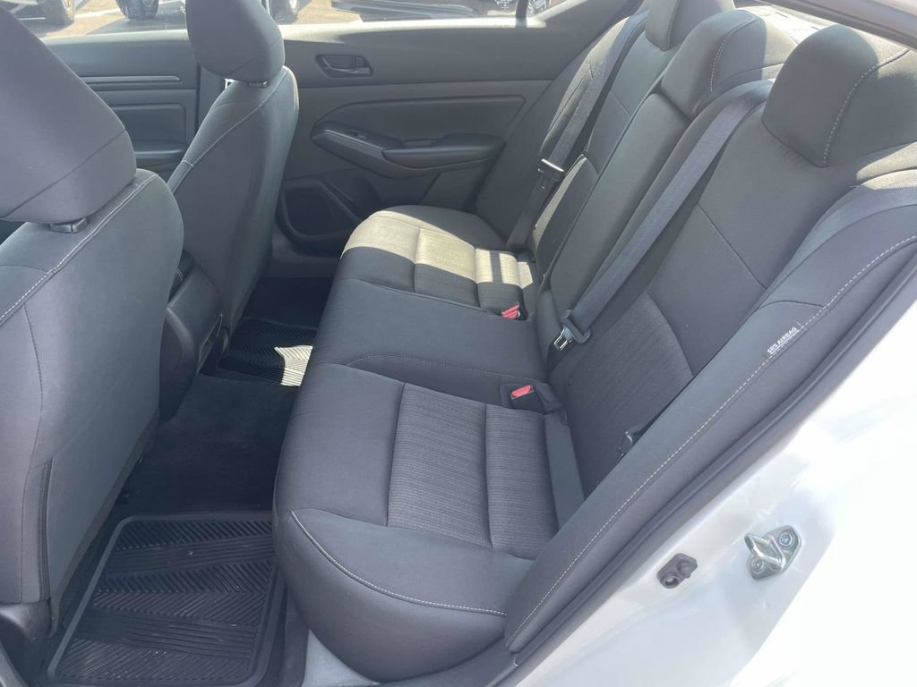 Used 2025 Nissan Altima 2.5 S FWD image 12