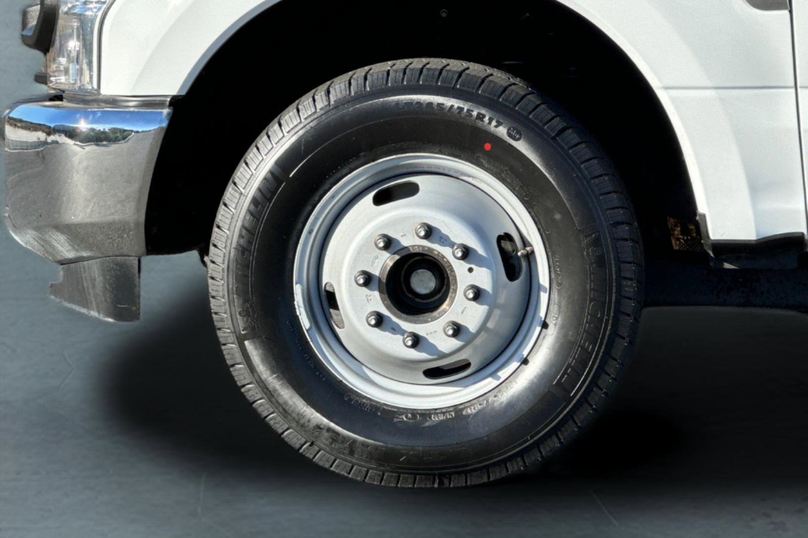 Certified 2021 Ford F350 XL w/ Power Equipment Group image 30