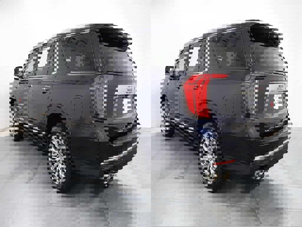 Used 2023 GMC Yukon Denali AWD/4WD image 3