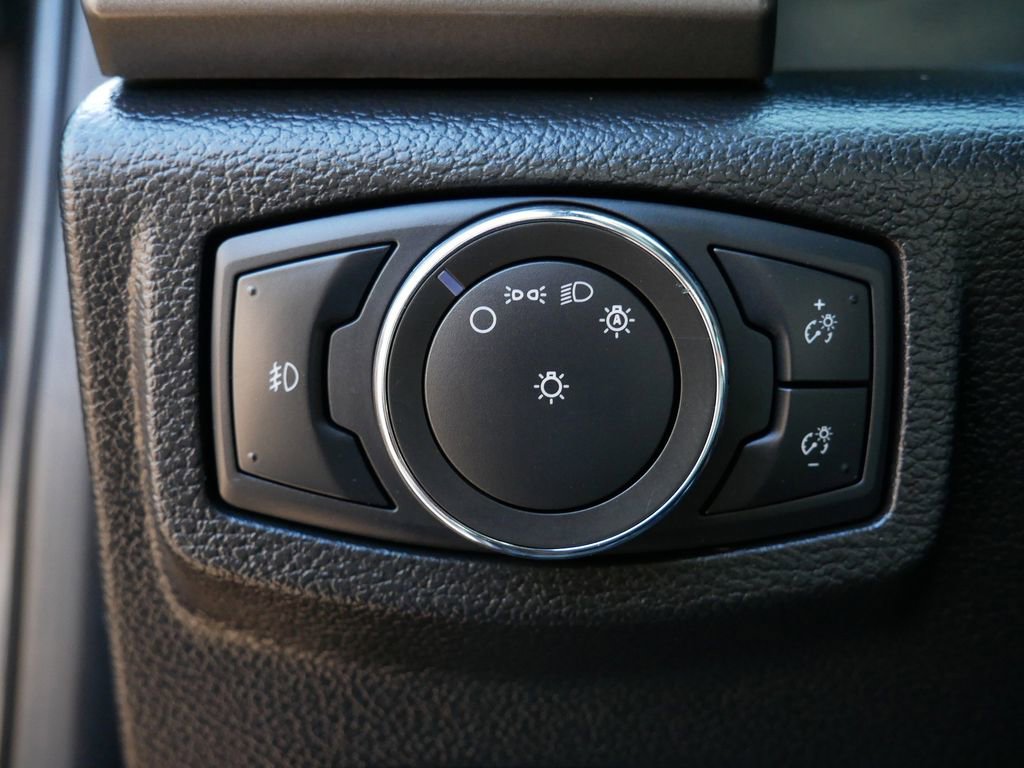 Certified 2020 Ford Expedition XLT w/ Equipment Group 202A image 18