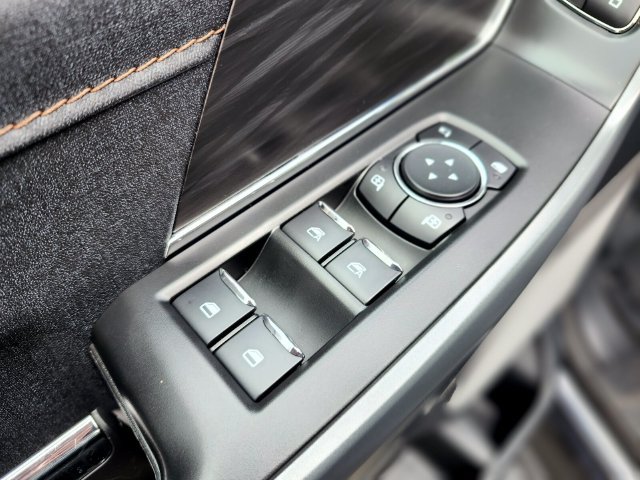 Certified 2024 Ford F150 Lightning Lariat AWD/4WD image 17