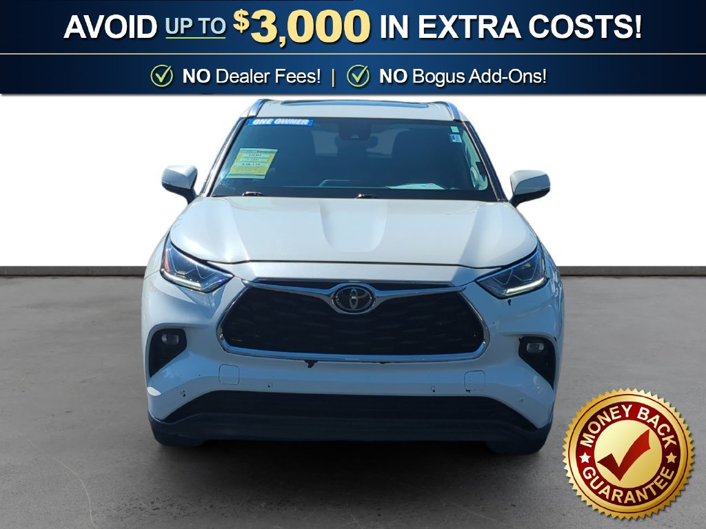 Used 2021 Toyota Highlander Limited FWD image 11