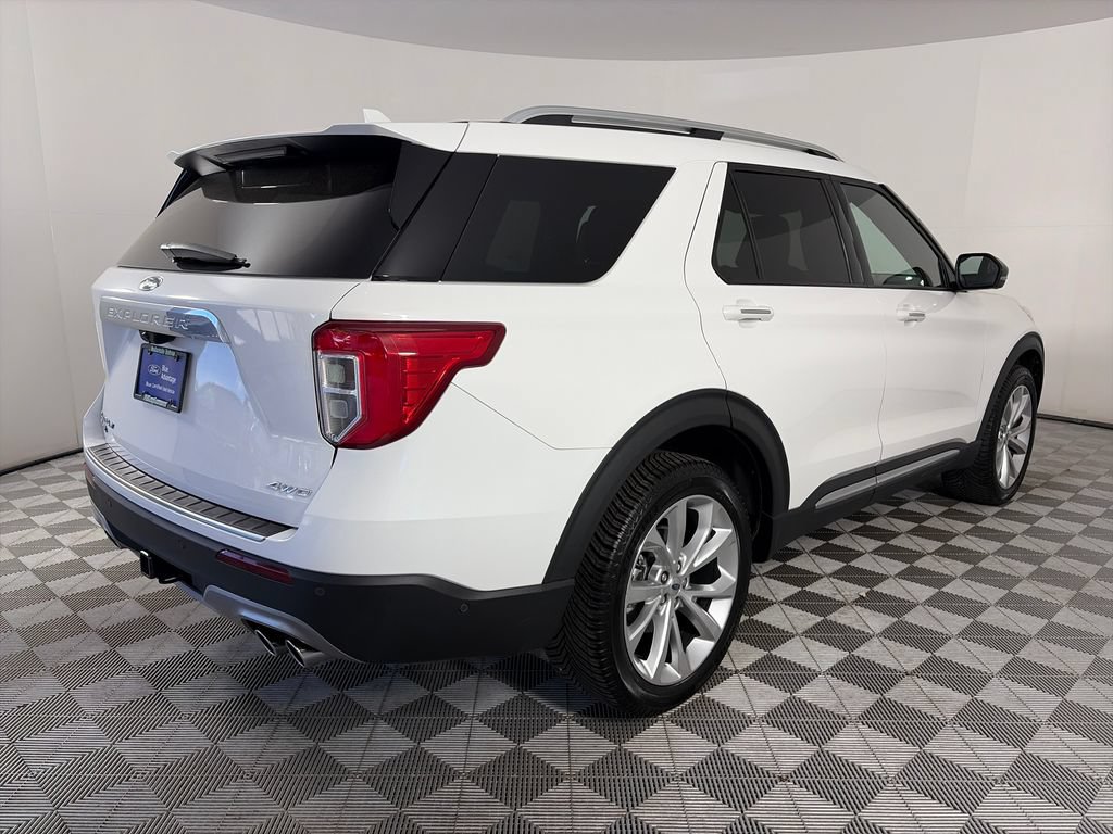 Certified 2022 Ford Explorer Platinum w/ Equipment Group 601A AWD/4WD image 7