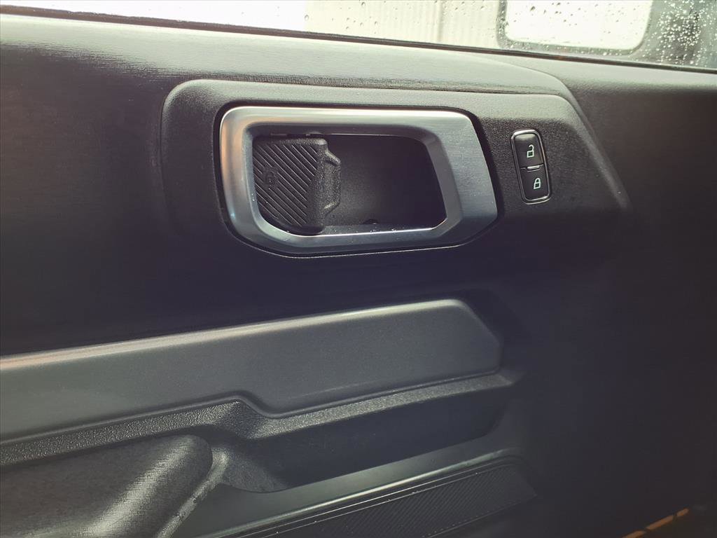 Certified 2024 Ford Bronco Badlands image 11