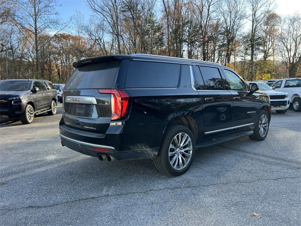 Used 2021 GMC Yukon XL Denali image 3
